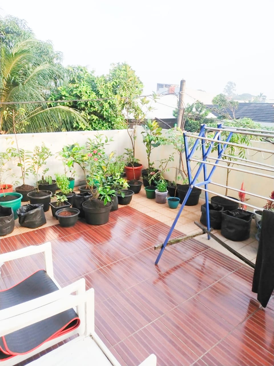 Jual rumah hook komplek di Poris Taman Jaya, Cipondoh Makmur