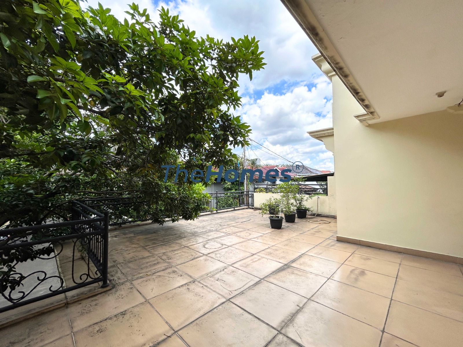 Dijual rumah mewah di Gudang Peluru, Kebon Baru, Tebet, Jakarta