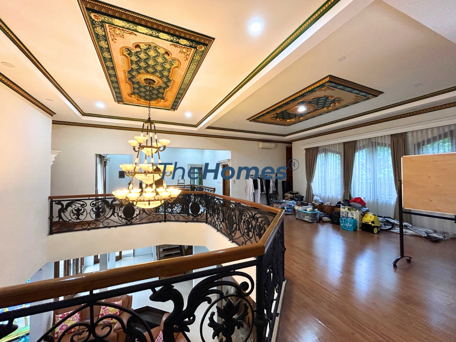 Dijual rumah mewah di Gudang Peluru, Kebon Baru, Tebet, Jakarta