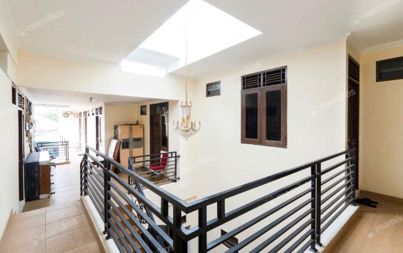 Jual rumah kost 24 kamar di Cipayung, Setu, Jakarta Timur