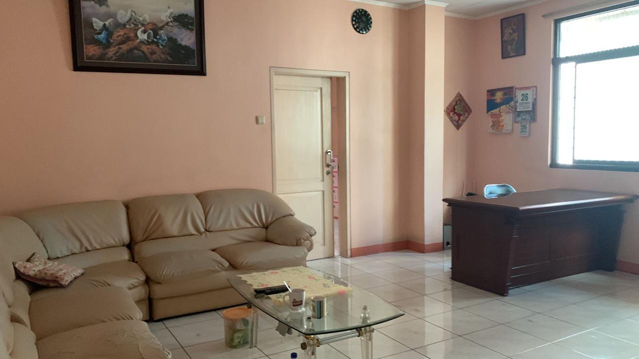 Sewa ruko komplek hook di Pademangan Barat, Jakarta Utara