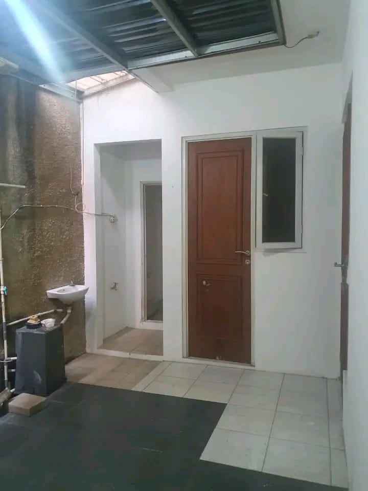 Rumah minimalis cluster nyaman dan asri di Jagakarsa Jakarta