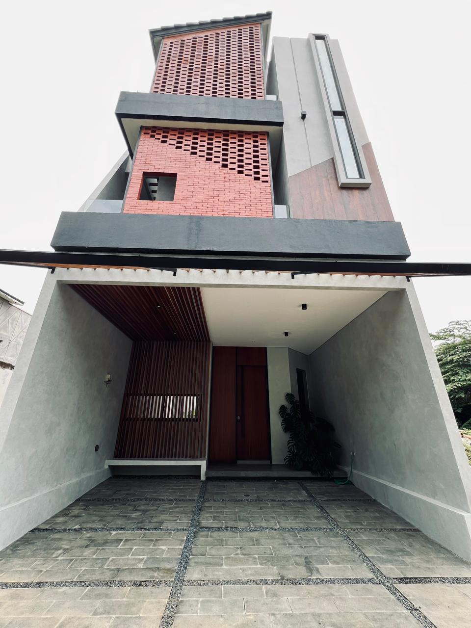 Jual Rumah modern di Casa Rigella, Jagakarsa, Jakarta Selatan