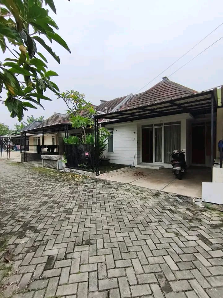 Rumah minimalis cluster nyaman dan asri di Jagakarsa Jakarta