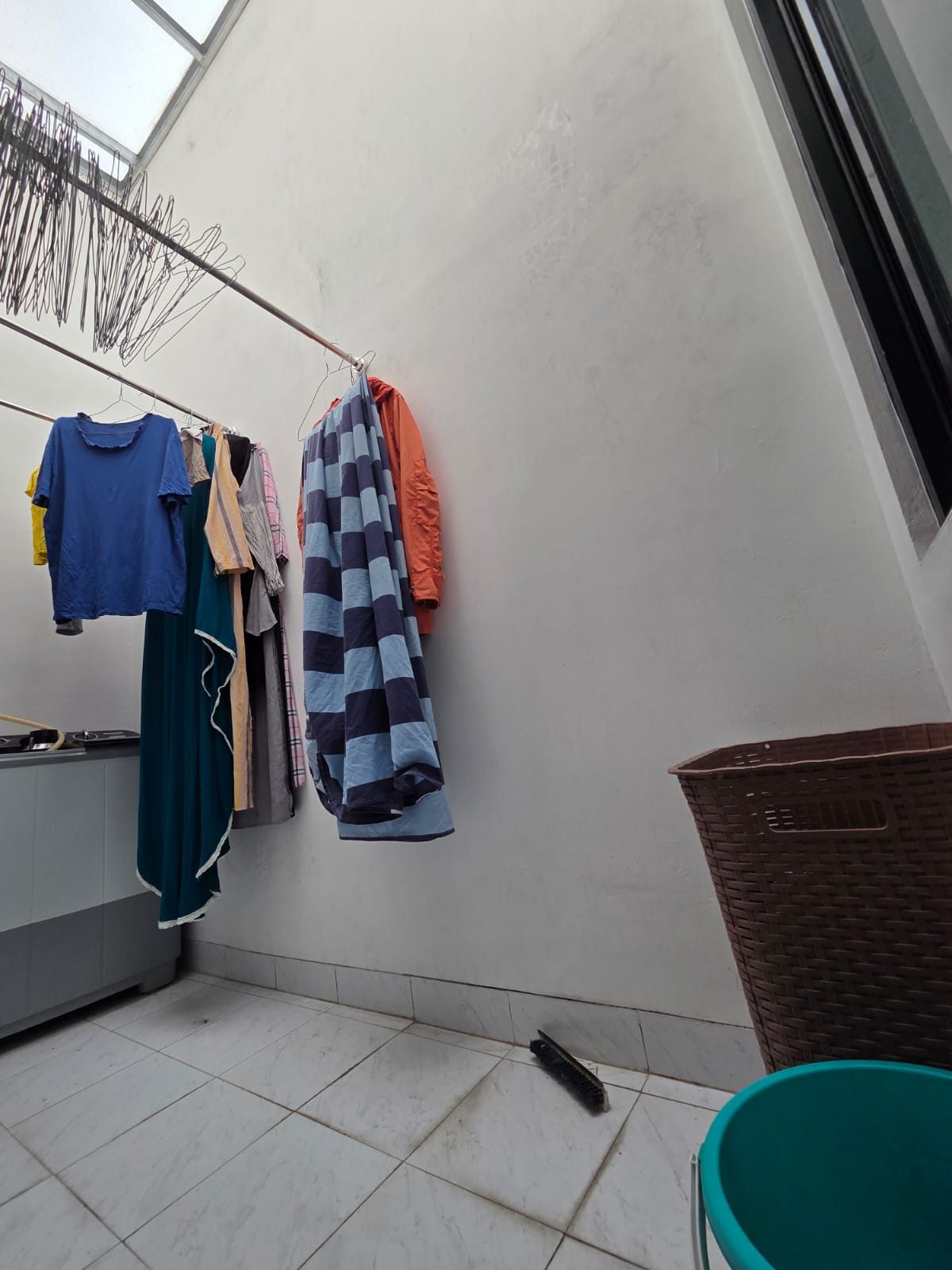 Jual cepat Rumah Siap Huni 2 Lt dalam perumahan Sukatani Permai