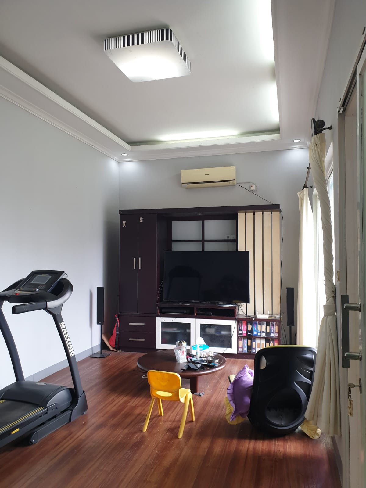 Jual rumah modern di Brigif 2, Ciganjur, Jagakarsa, Jakarta