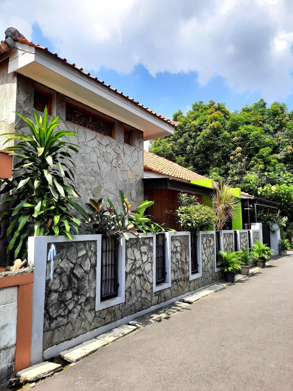 Jual Rumah hook di Pesanggrahan, Jakarta Selatan