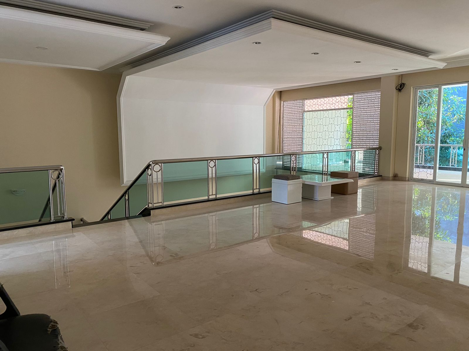 Jual/Sewa rumah mewah di Pantai Kuta V, Ancol Timur, Pademangan