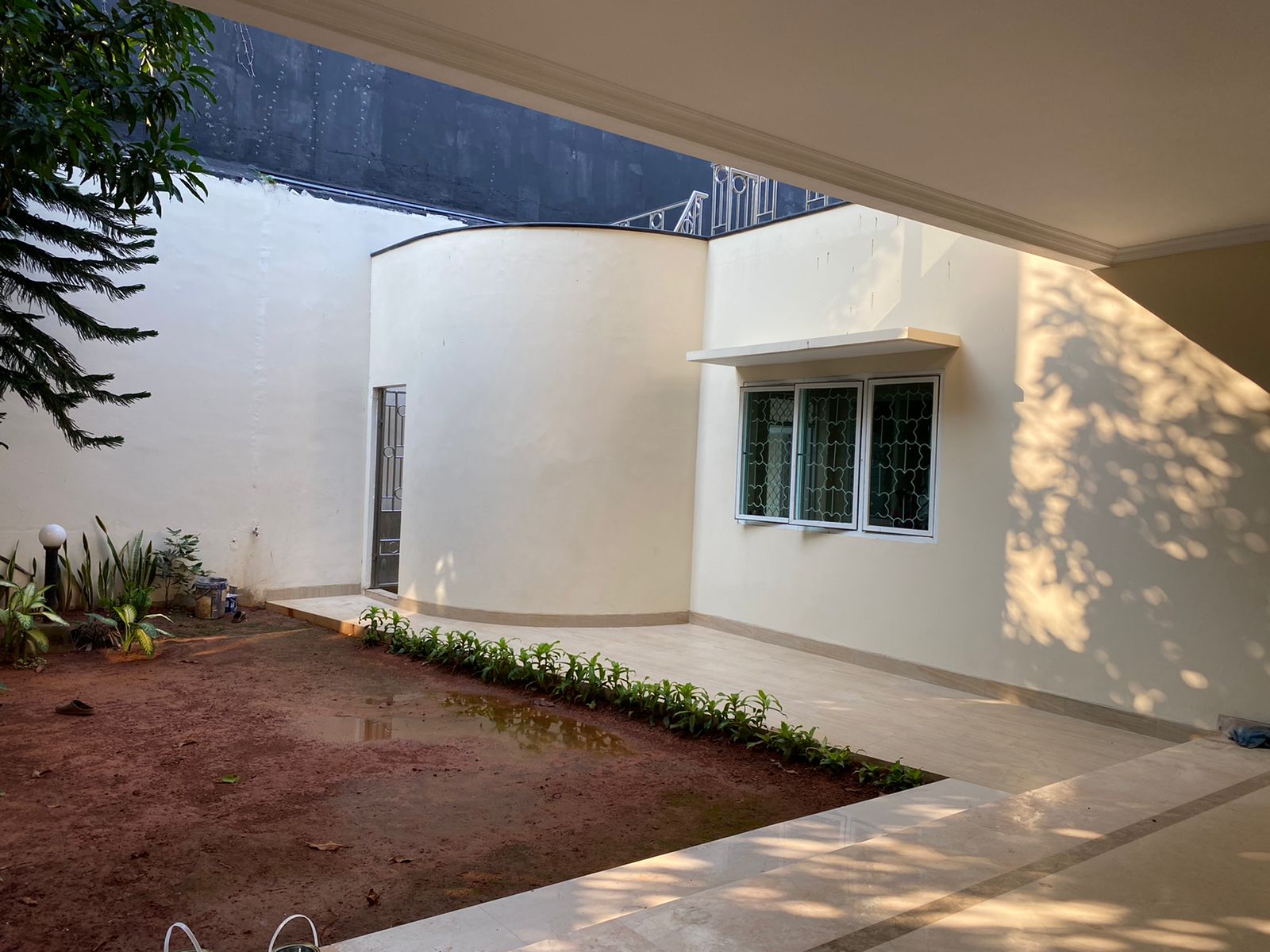 Jual/Sewa rumah mewah di Pantai Kuta V, Ancol Timur, Pademangan