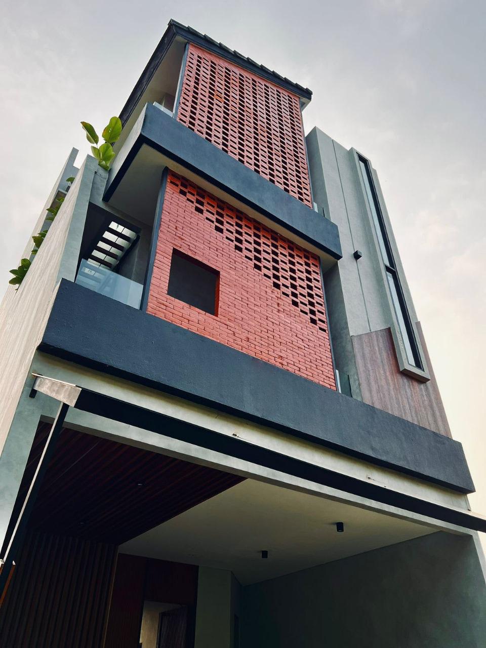 Jual Rumah modern di Casa Rigella, Jagakarsa, Jakarta Selatan