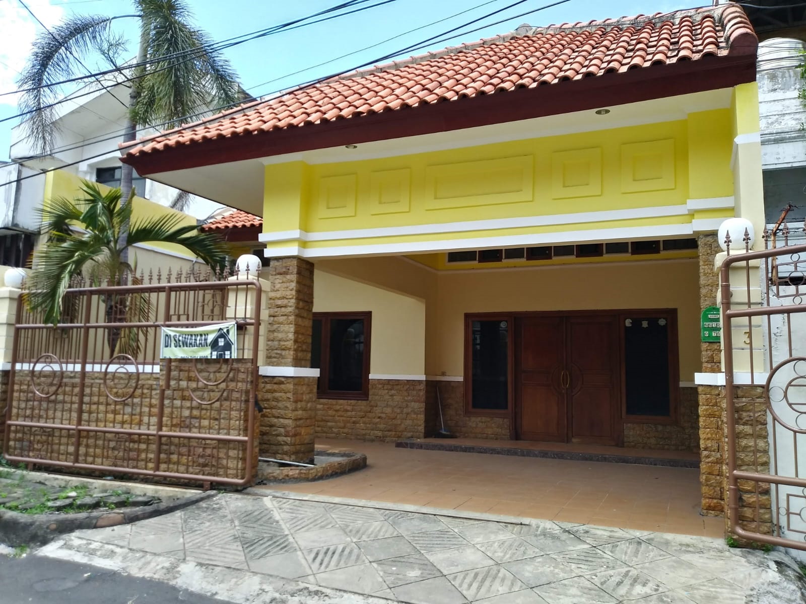 rumah disewakan sukomanunggal jaya surabaya