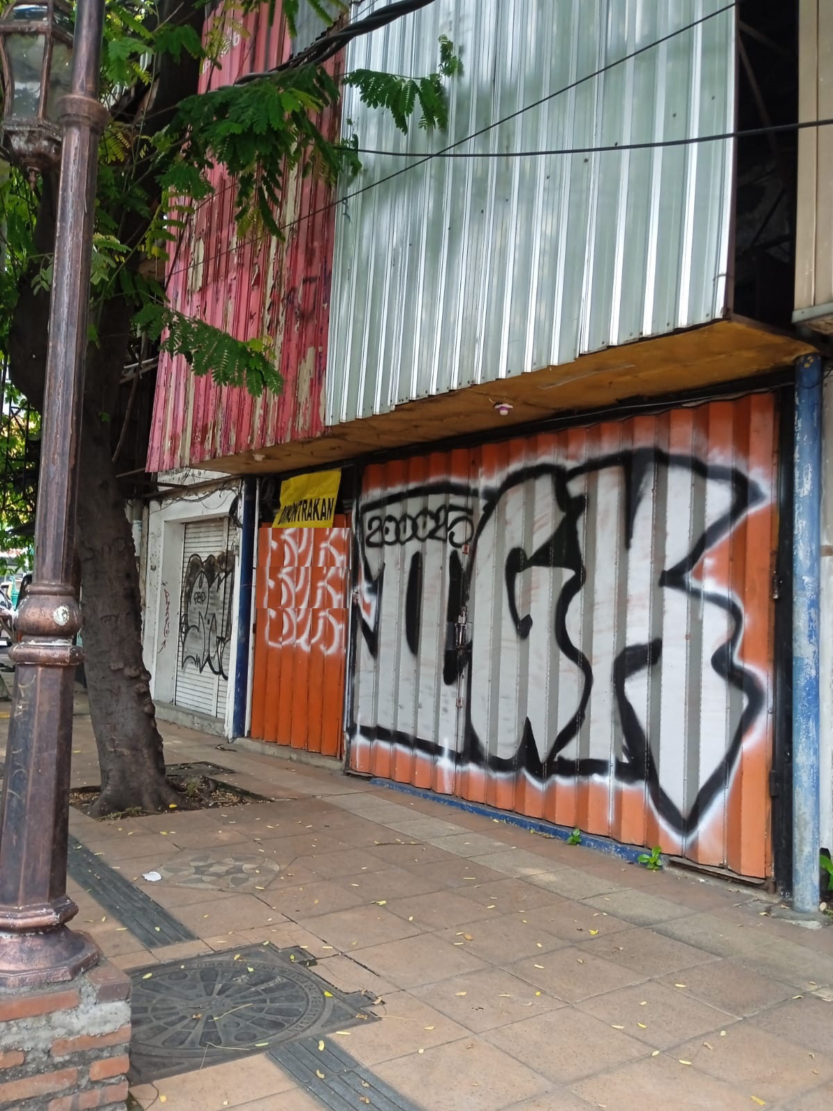 ruko disewakan praban surabaya