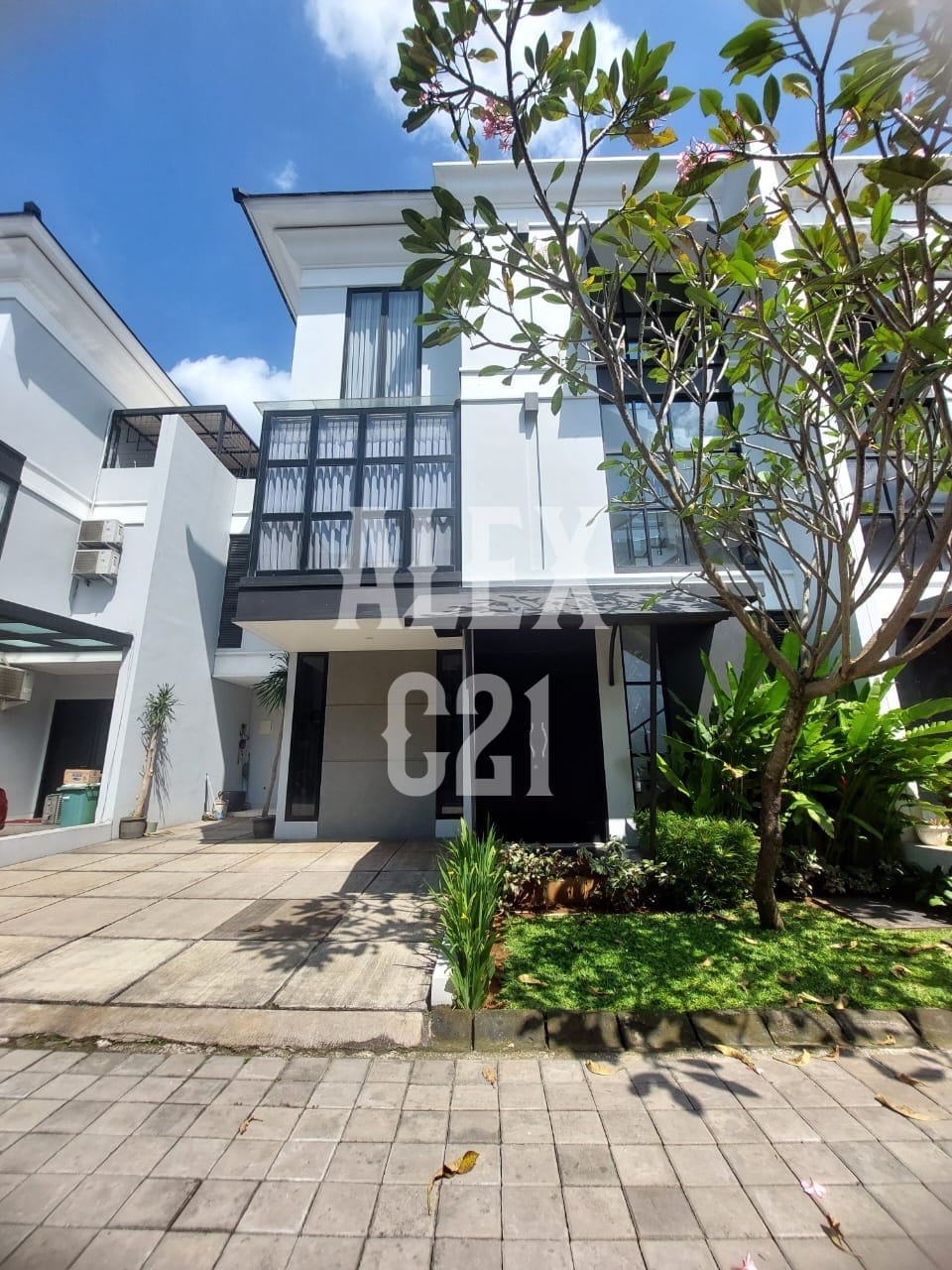 Brand New Dijual Town house Modern Area Cilandak Jakarta Selatan