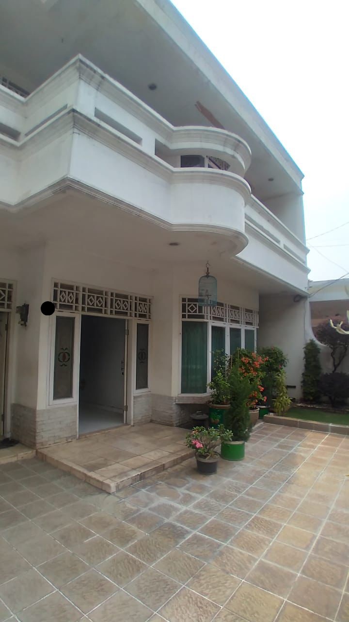 Dijual rumah siaphuni di Selat Bangka Duren Sawit Jakarta Timur