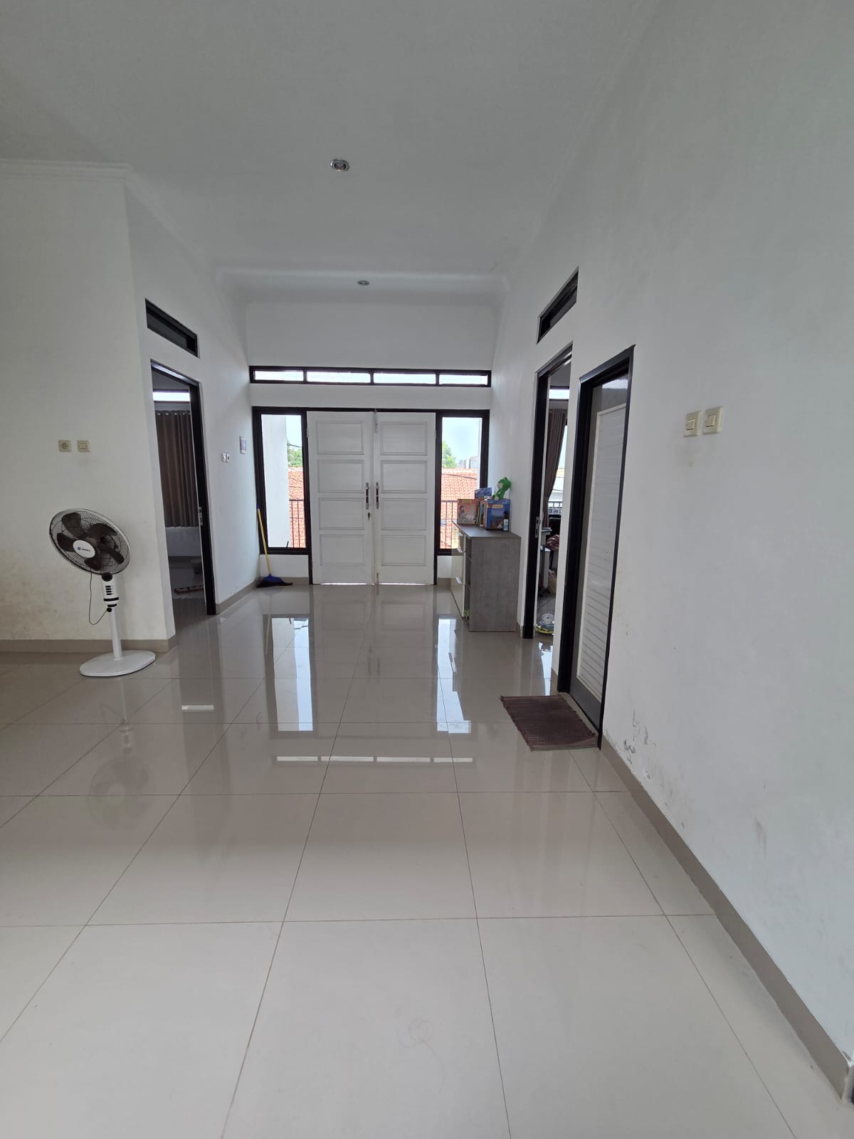 Jual cepat Rumah Siap Huni 2 Lt dalam perumahan Sukatani Permai