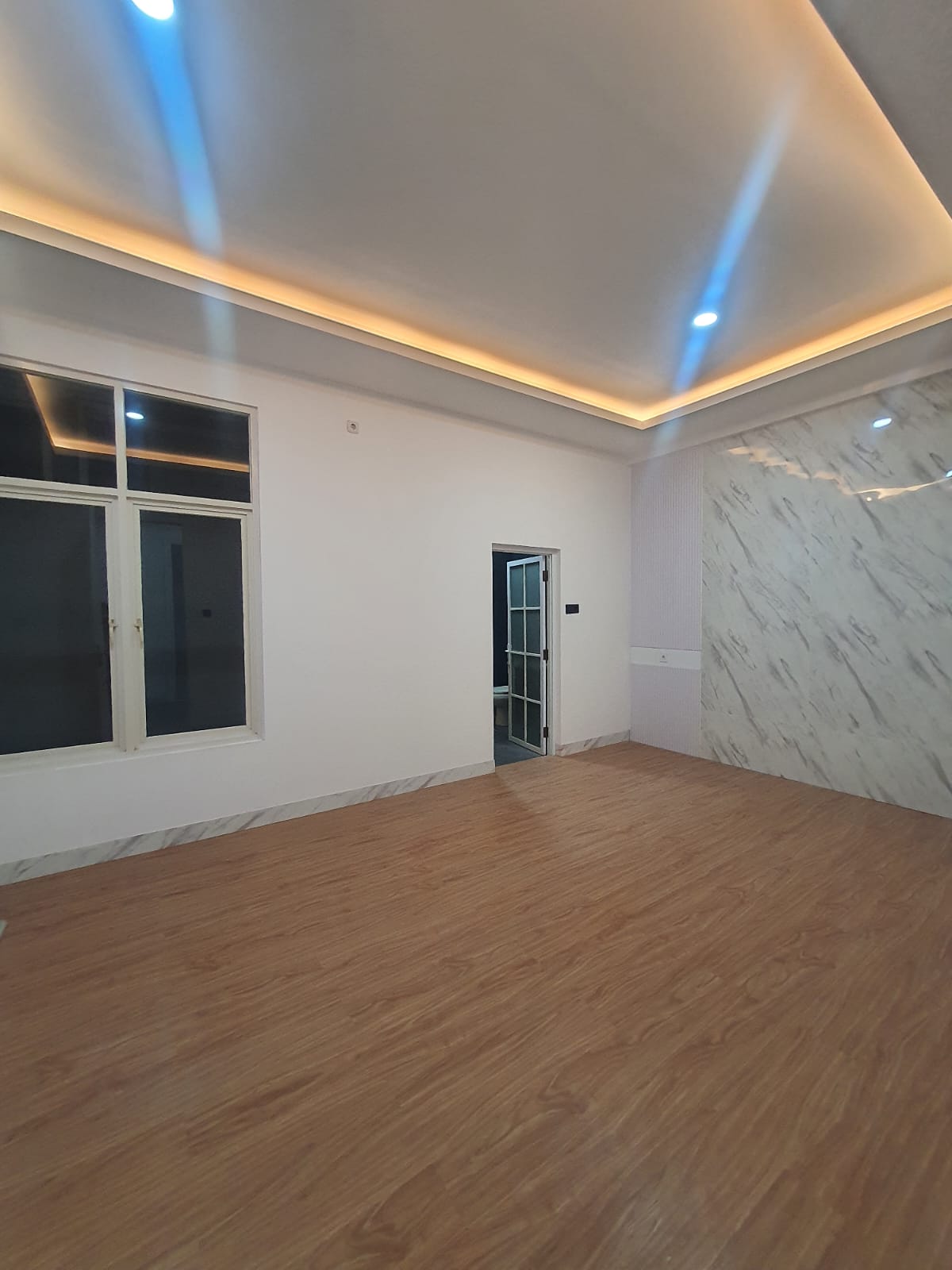 JUAL Rumah 2Lt SHM di CitraLand - Taman Puspa Raya., Surabaya