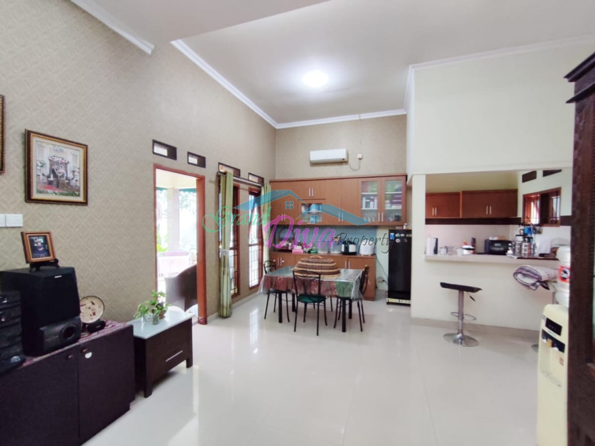 RUMAH DI PERUM PULO PERMATASARI GALAXY BEKASI