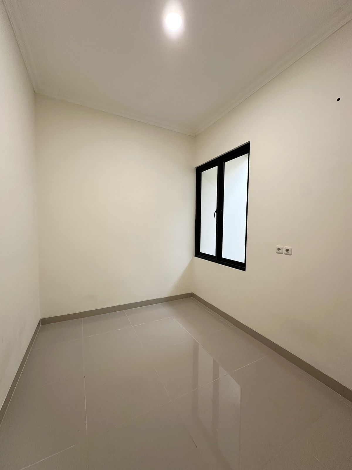 Jual Rumah baru Kelapa Dua, Kebon Jeruk, Jakarta Barat