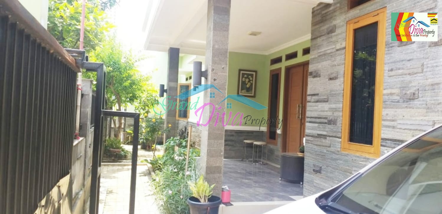 RUMAH DI PERUM PULO PERMATASARI GALAXY BEKASI