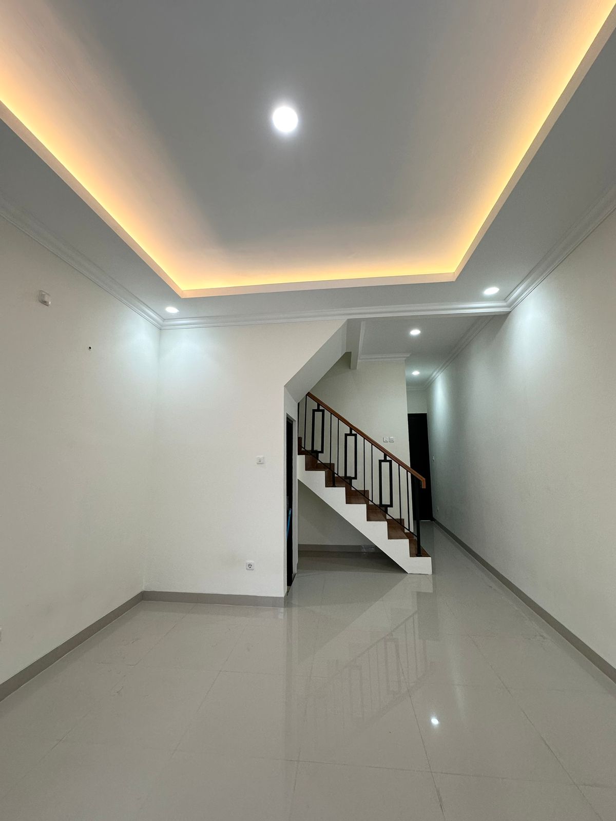 Jual Rumah baru Kelapa Dua, Kebon Jeruk, Jakarta Barat