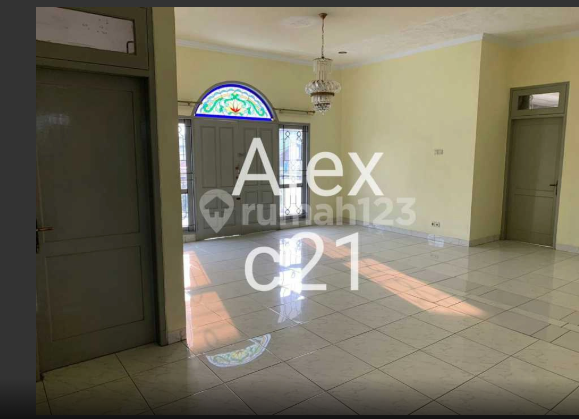 Jual Rumah 2 Lantai Siap Huni  di Pesanggrahan Jakarta Selatan