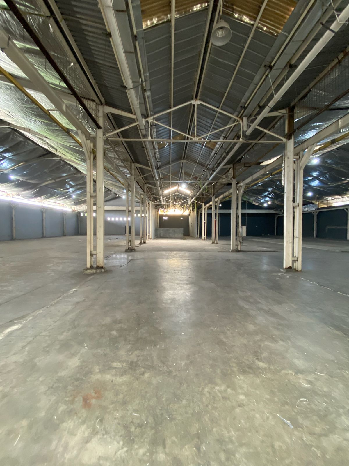 Sewa Gudang di Kapuk Kamal Raya, Kamal Muara. Penjaringan