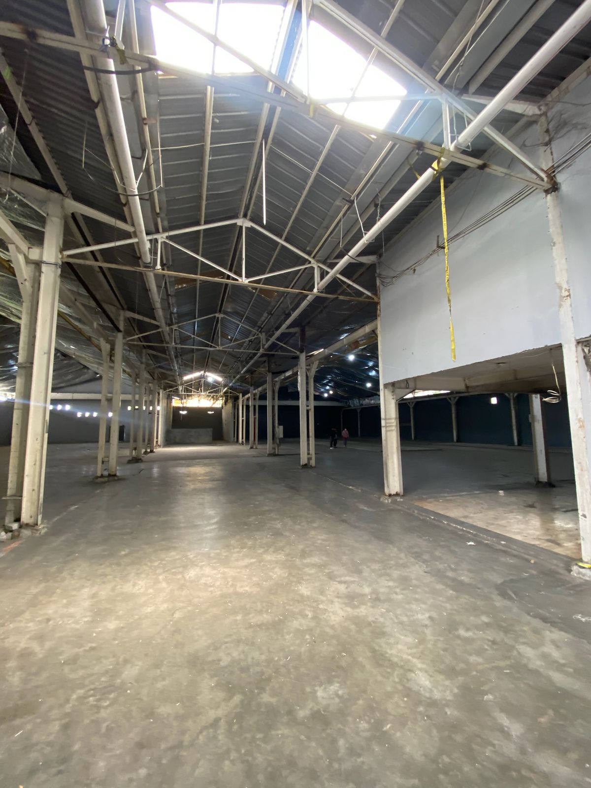 Sewa Gudang di Kapuk Kamal Raya, Kamal Muara. Penjaringan