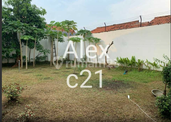 Jual Rumah 2 Lantai Siap Huni  di Pesanggrahan Jakarta Selatan