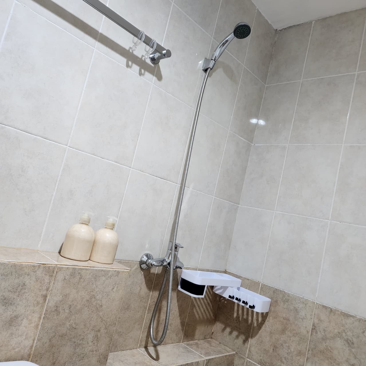 Jual apartemen strategis di Slikwood Alam Sutera, Kota Tangerang