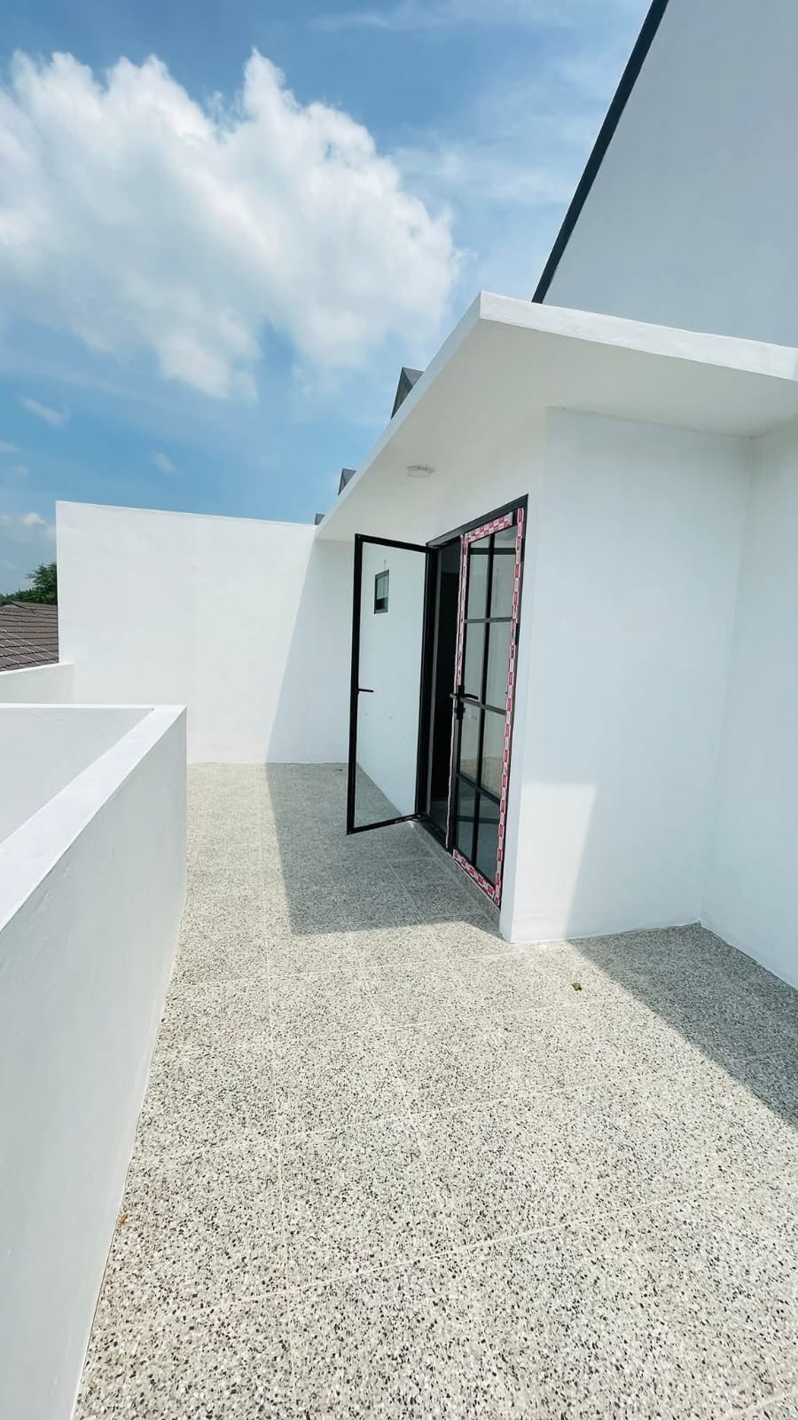 Rumah ready 2 lantai dikawasan STM amplas