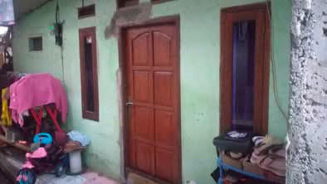Rumah second akses motor  tengah kota Depok di Depok Timur