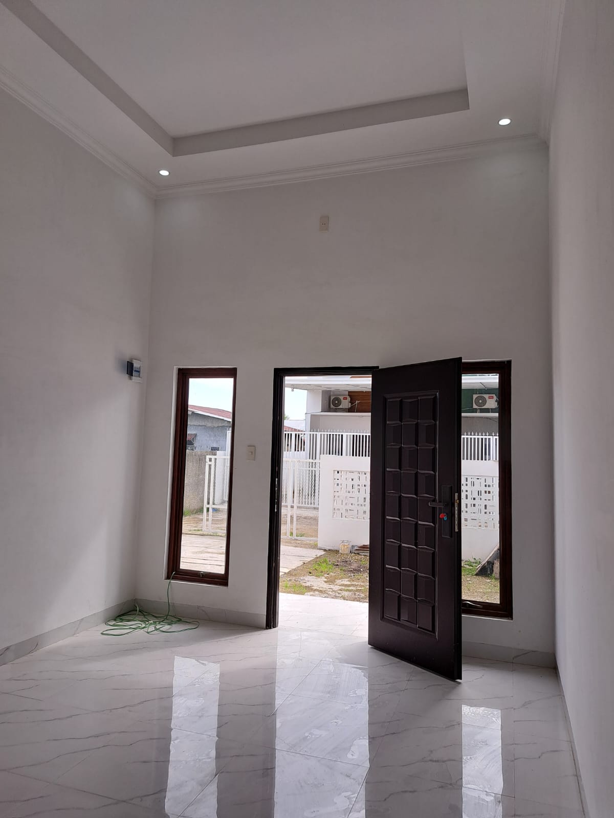 Rumah ready dijual cepat dikawasan plamboyan pajak melati