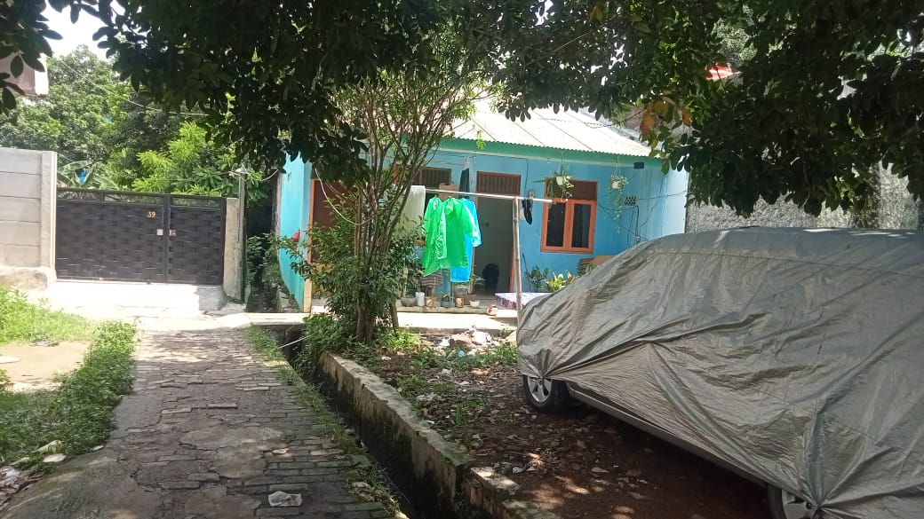 Rumah kontrakan 2 unit dijual cepat di Ciherang Depok