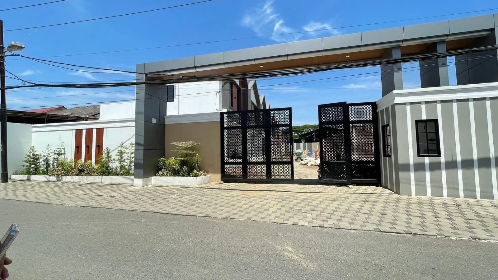 Rumah ready 2 lantai dikawasan STM amplas