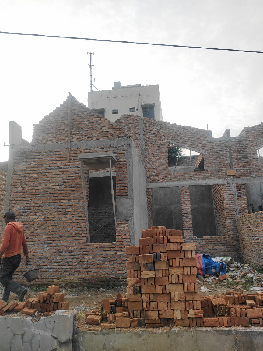 Rumah mewah dan cantik dimedan johor dengan 3 kamar tidur