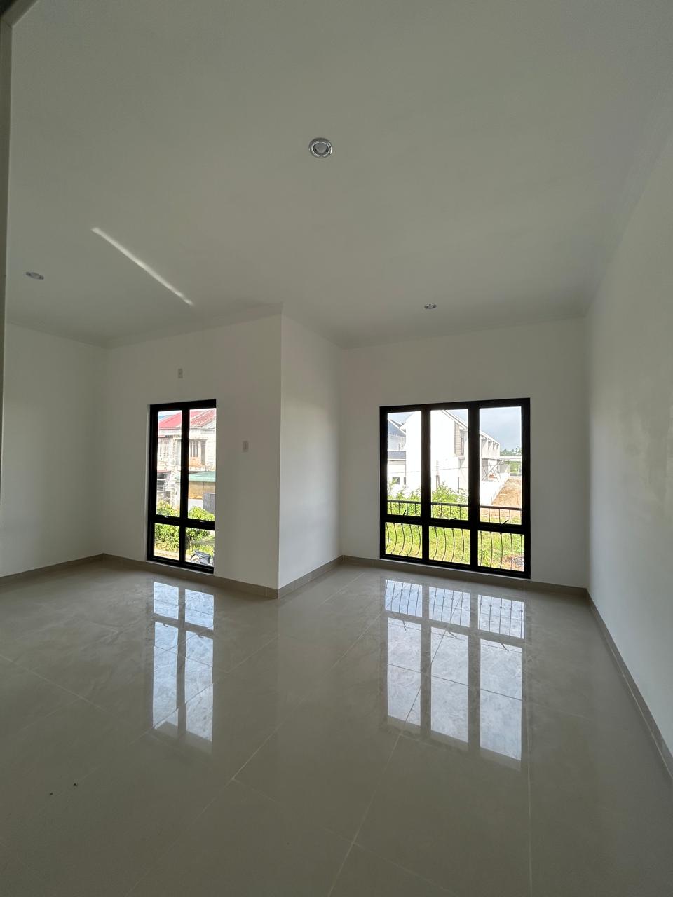 Hunian terbaru 2 lantai dikawasan Setiabudi dan Padang bulan