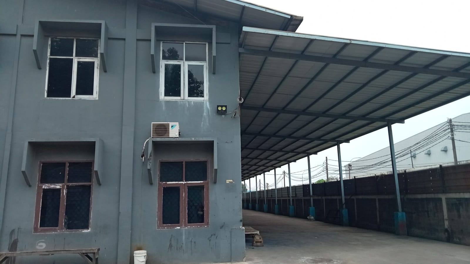 Jual gudang luas di Cikupa, Bunder, Kabupaten Tangerang, Banten