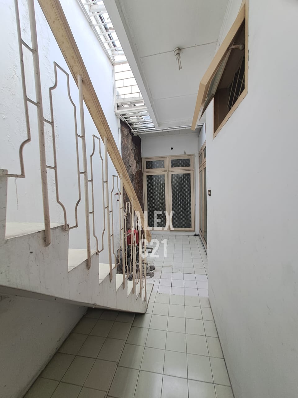 Jual cepat rumah lama B U Pondok Indah, Jakarta Selatan