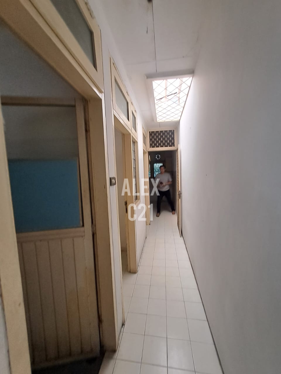 Jual cepat rumah lama B U Pondok Indah, Jakarta Selatan