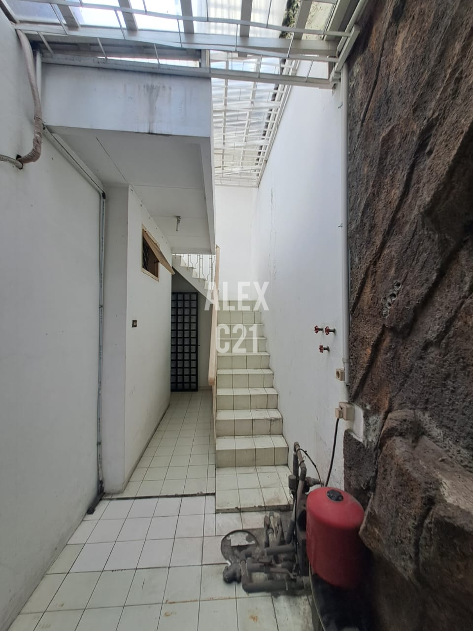 Jual cepat rumah lama B U Pondok Indah, Jakarta Selatan