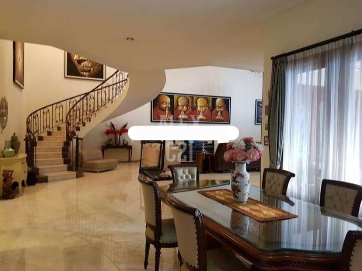 Dijual Rumah di Kemang Jakarta Selatan