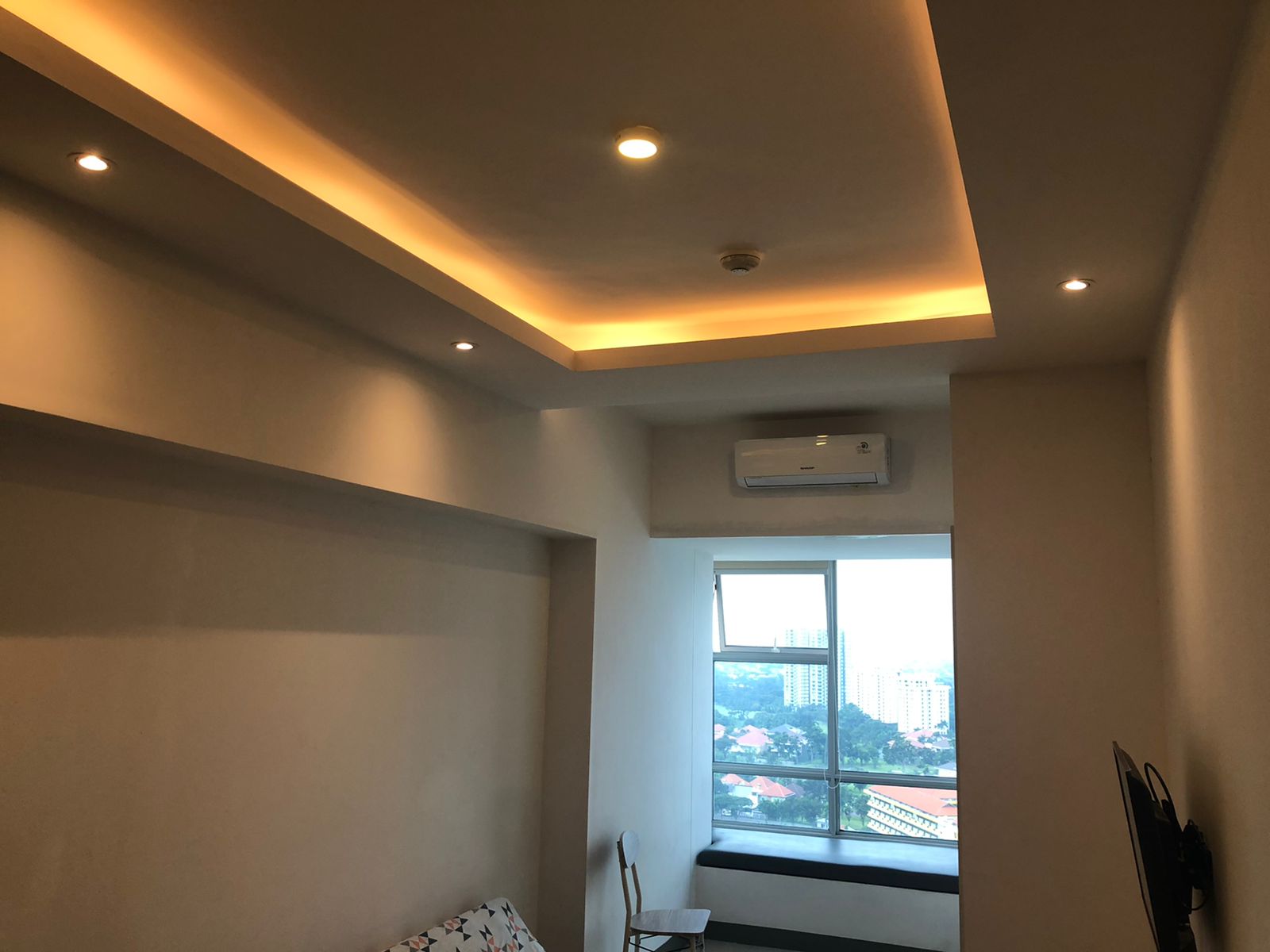 Disewakan Apartemen ANDERSON Lantai 15 Full Furnish , Surabaya