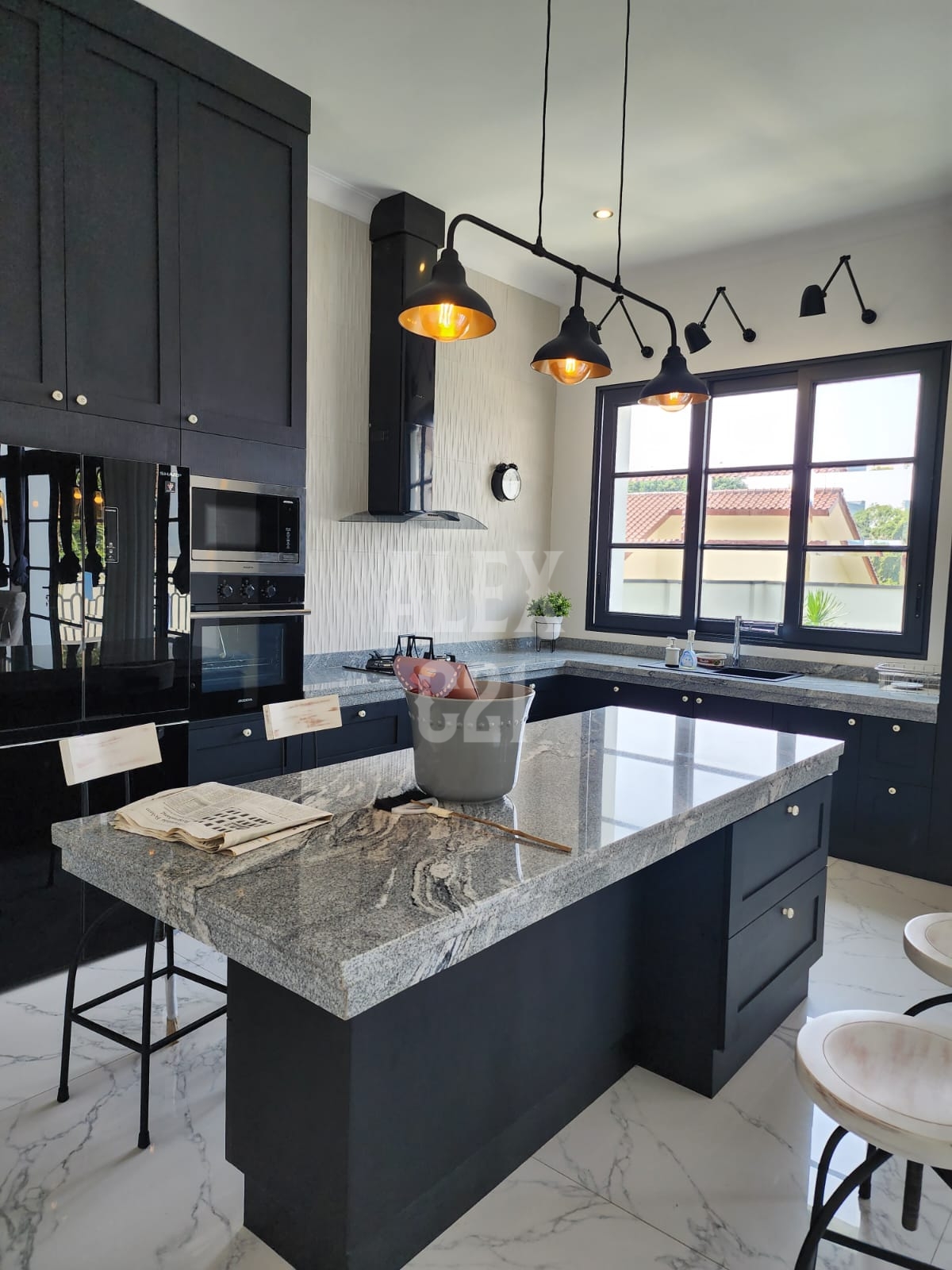 Dijual Rumah Brand New American Classic Kemang Jakarta Selatan