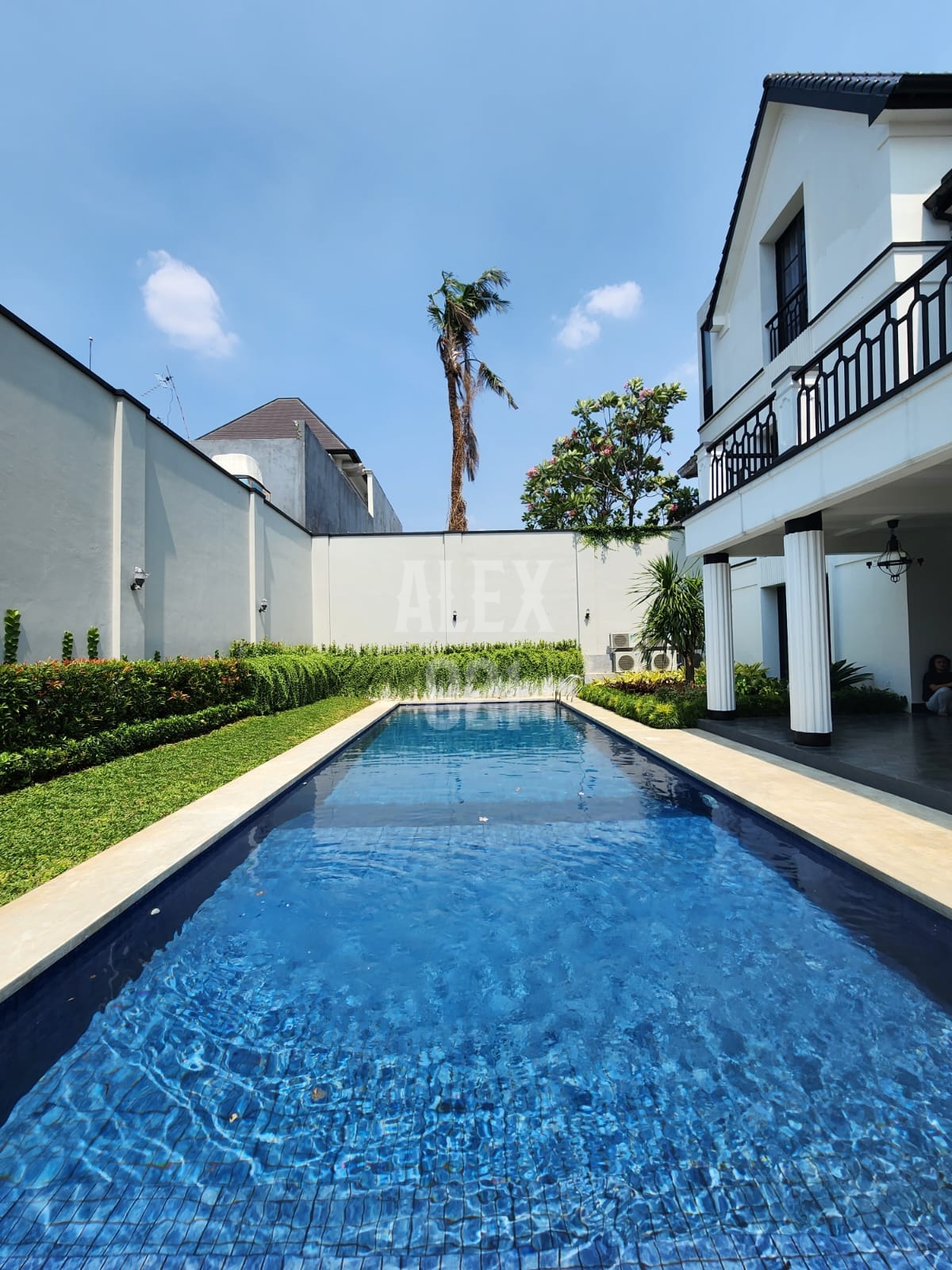 Dijual Rumah Brand New American Classic Kemang Jakarta Selatan