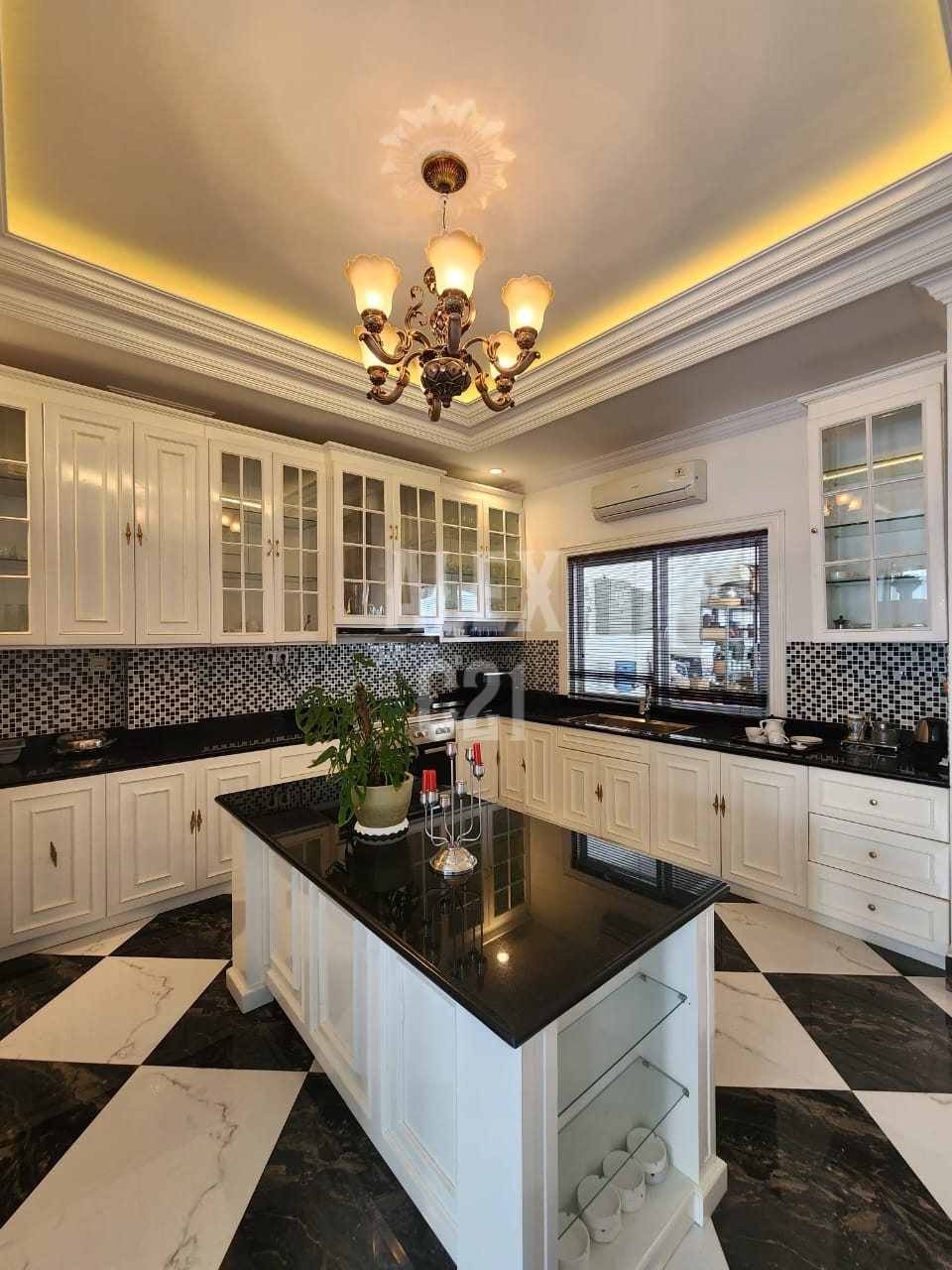 FOR SALE CILANDAK - MARGASATWA BRAND NEW AMERICAN CLASSIC HOUSE