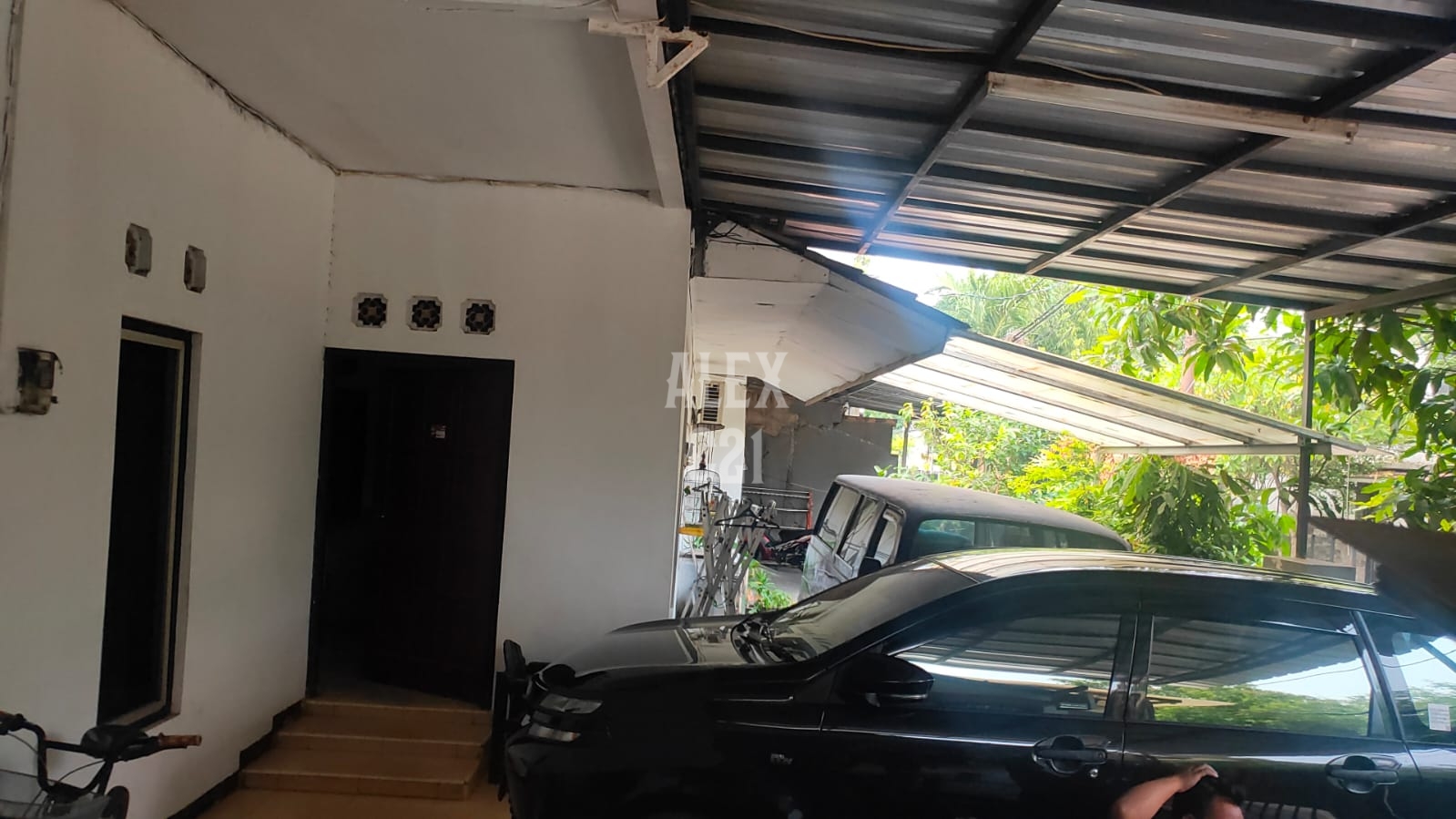 Jual BU rumah di Pondok Jaya (hitung tanah saja), Mampang