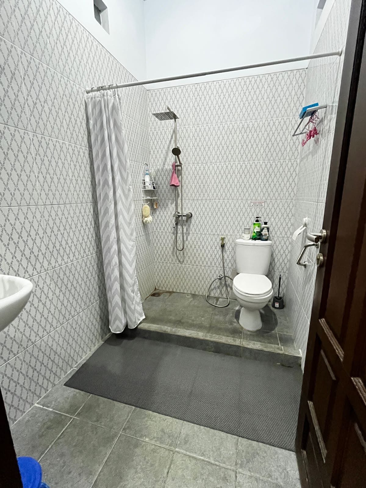 Dijual rumah bebas banjir di Komplek Pertamina Jakarta Timur