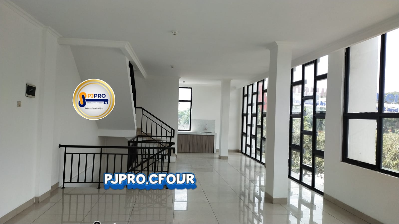 Dijual/Disewa Ruko Posisi Hook di Marunda Center