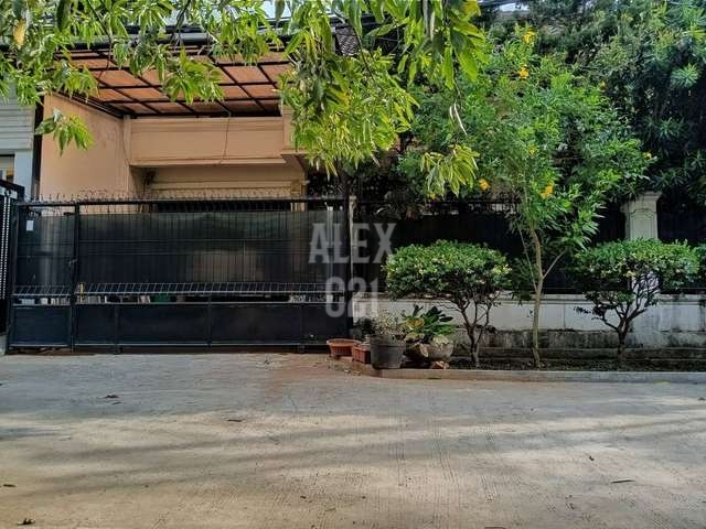 Dijual Rumah Asri Cinere Depok