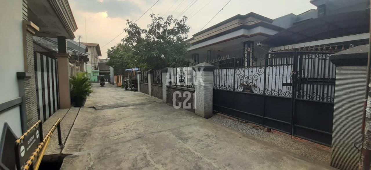 Jual RUMAH BU BEKASI,KAWASAN KOMERSIAL, DEKAT SUMMARECON.